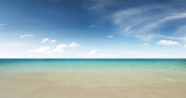 Sea morning beach — Stock Photo, Image