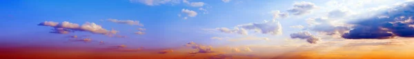 Cielo nuvole estate panorama — Foto Stock