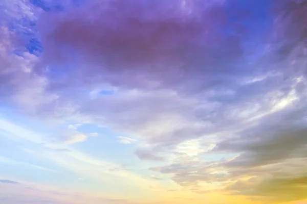 Céu e nuvens — Fotografia de Stock