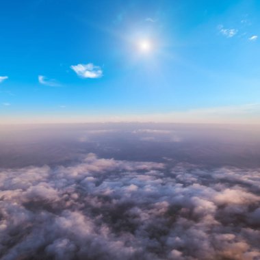 Bulutlar gökyüzü atmosfer panorama içinde