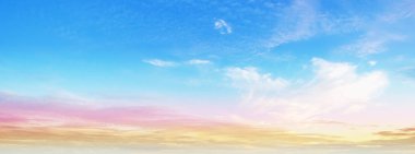 Gökyüzü ve bulutlar güzel yaz