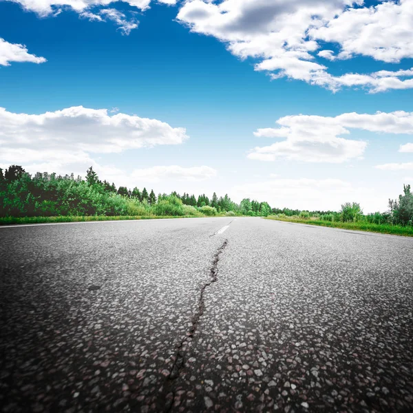 Caminho de estrada para a frente — Fotografia de Stock