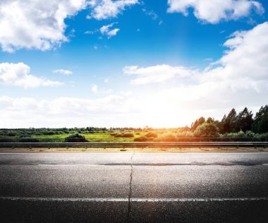 Yol yol ileri yönde