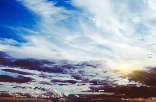 Zamračená obloha počasí panorama pozadí — Stock fotografie