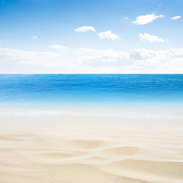 Tropical island summer beach — Stock Photo, Image