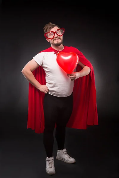 Людина супергерой закоханий — стокове фото