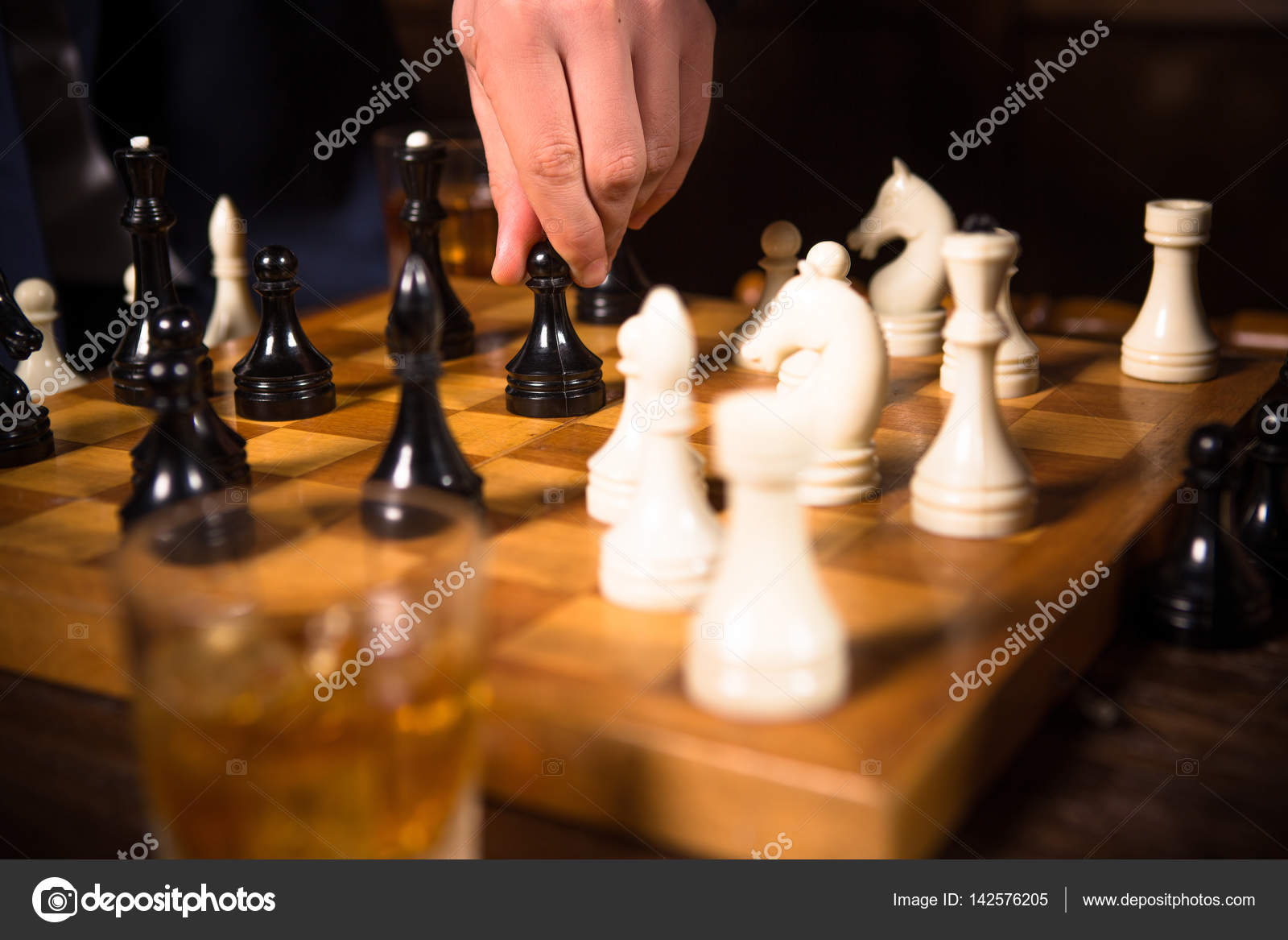 Chess for the rich Chess for the rich