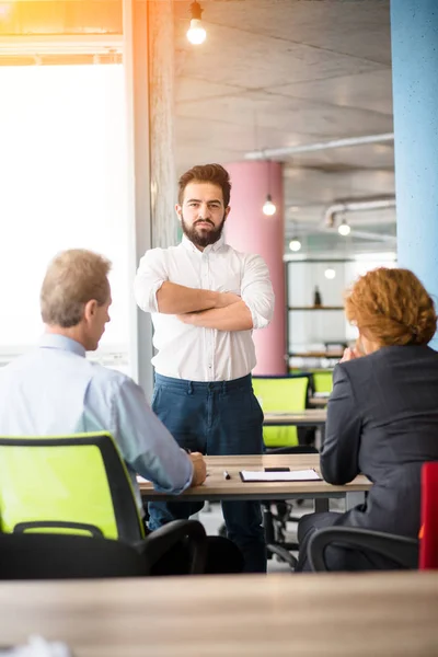 Entrevista de trabajo en la oficina — Foto de Stock