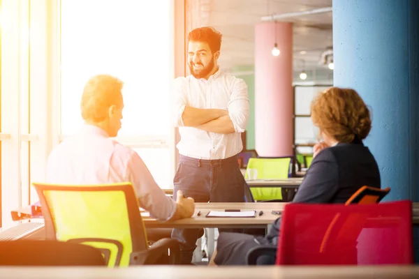 Anställningsintervju i office — Stockfoto