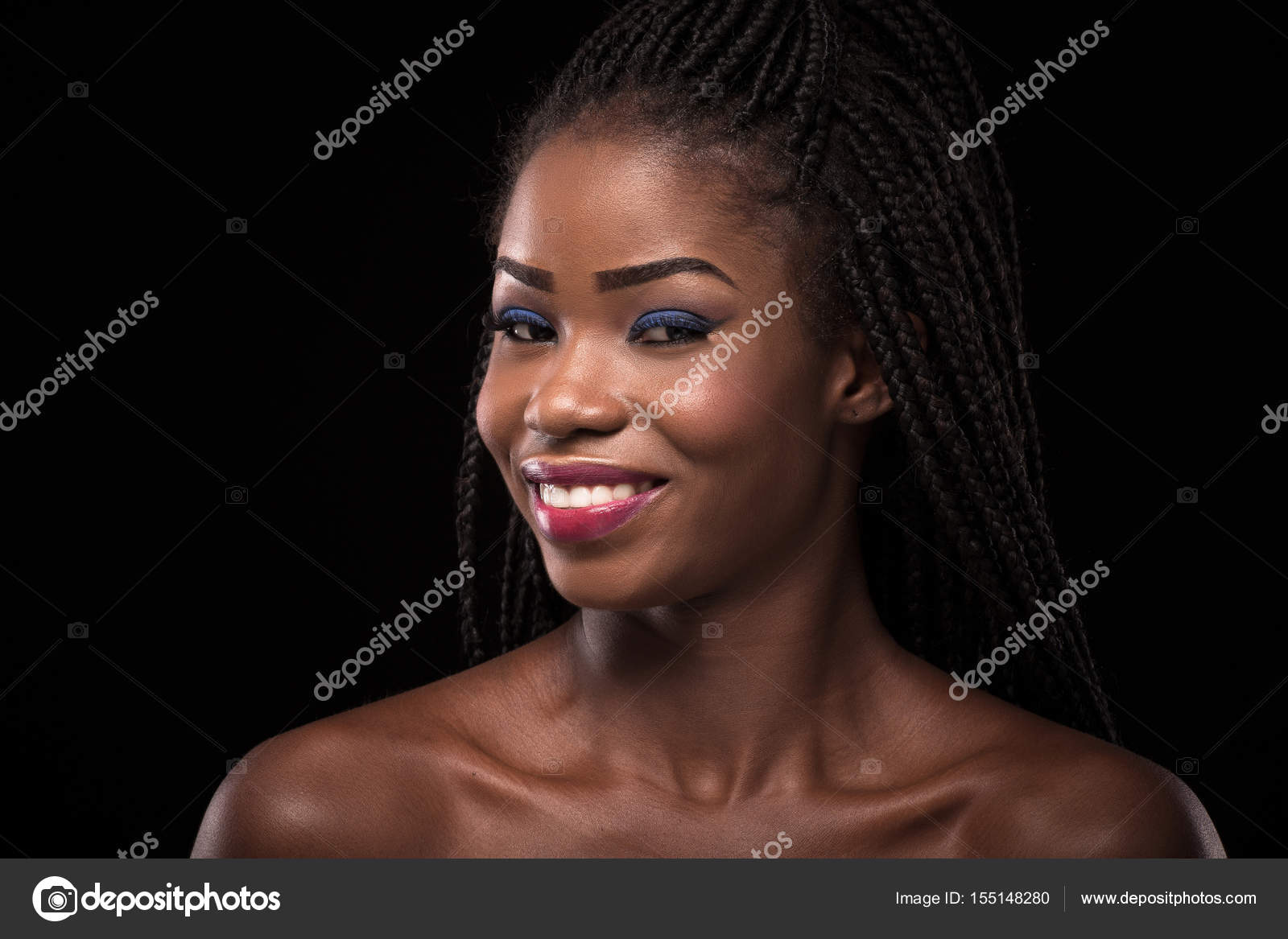 Naked dark skinned beauties, hermafrodite nud