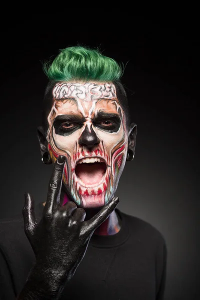 Maquillaje de monstruo, hombre con cara de zombie, retrato de estudio .: fotografía de stock © svyatoslavlipik #168471840 | Depositphotos Maquillaje de monstruo, hombre con cara de zombie, retrato de estudio .: fotografía de stock © svyatoslavlipik #168471840 | Depositphotos