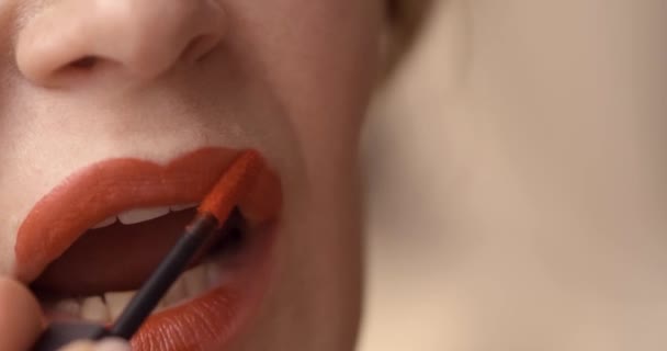 Buen maquillaje de mañana — Vídeo de stock