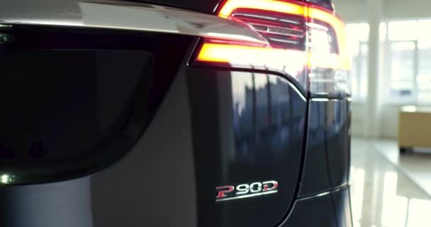 Geavanceerde technologie-Tesla automodel X — Stockvideo