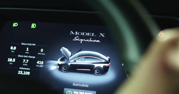 特斯拉模型 X 汽车机舱内部. — 图库视频影像