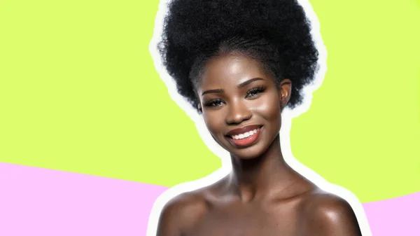 Heureuse dame noire dans le concept de peau de beauté — Photo