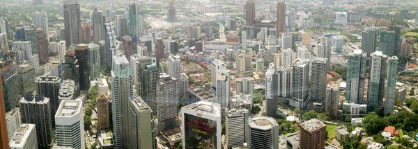 Fevereiro de 2017. Kuala-Lumpur, Malásia. Fotos da cidade de edifícios modernos — Fotografia de Stock