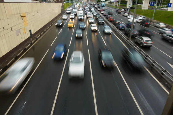 Traffic jams on city roads — Stock Photo, Image