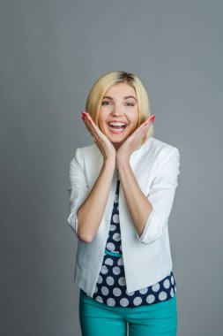 Kızın elleri ile fotoğraf