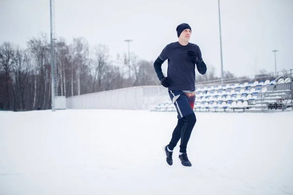 Bild des Laufsportlers im Stadion — Stockfoto