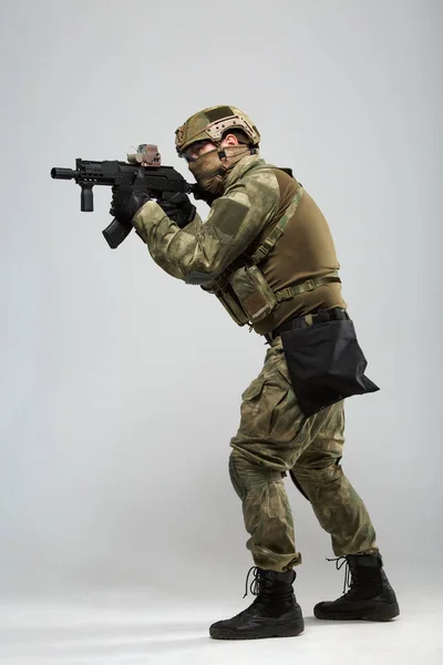 Zdjęcie z cel wojskowy z pistoletu — Zdjęcie stockowe