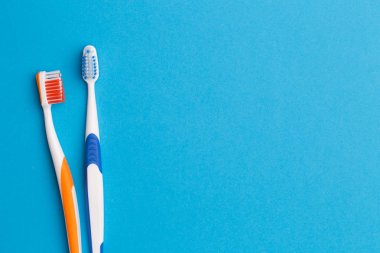 İki diş fırçaları, metin için yer