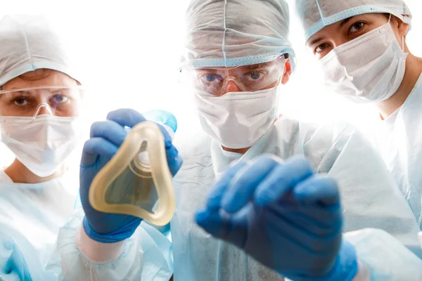 Photo of anesthetists with mask