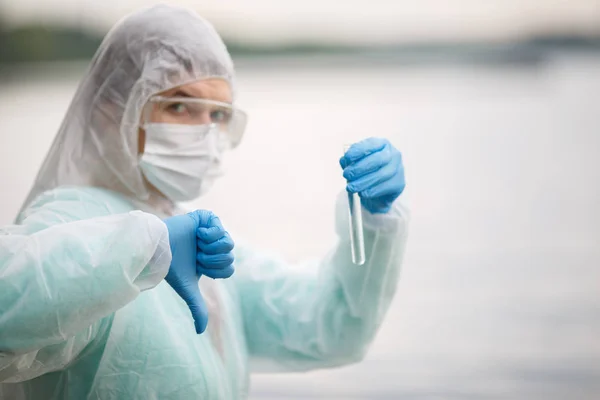 Photo of biologist in mask — Stock Photo, Image
