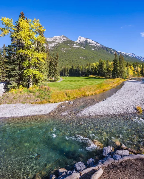 Delightful park Banff in Rocky Mountains — Stock Photo, Image