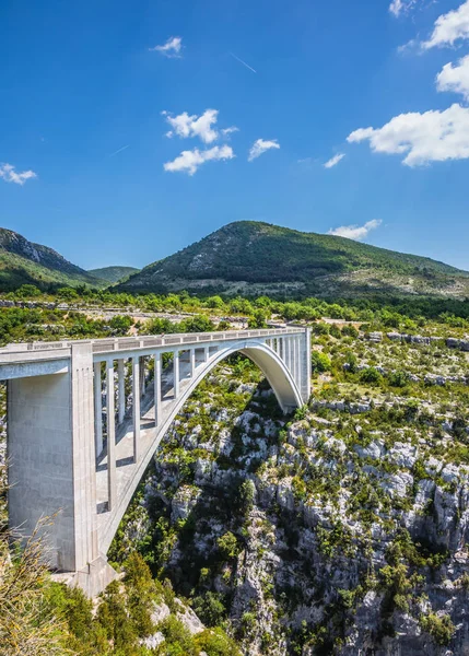 Brug over zijrivier Artuby — Stockfoto