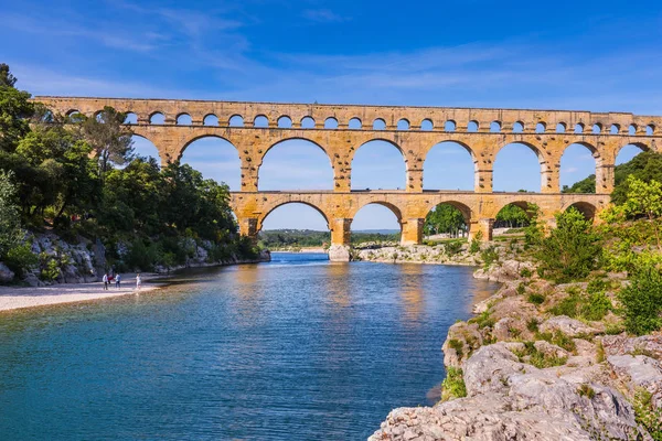 Pont du Gard 输水管道 — 图库照片