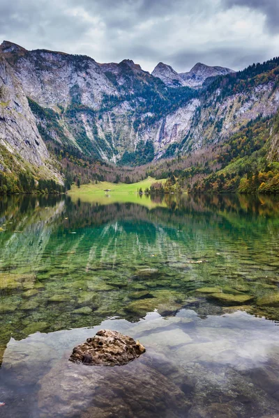 Lago Obersee en los Alpes bávaros — Foto de Stock