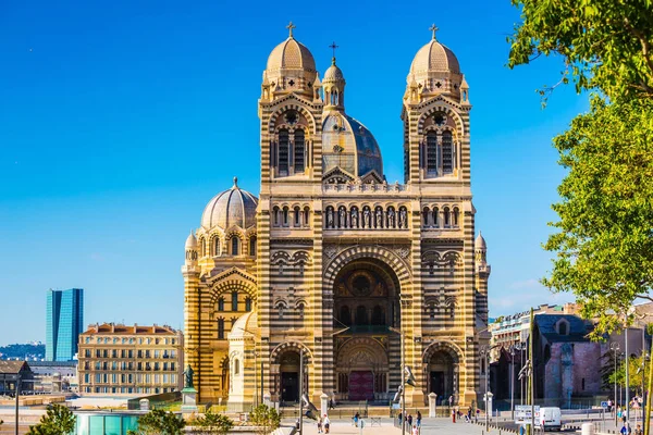 St. Mary-katedralen i Marseille – stockfoto