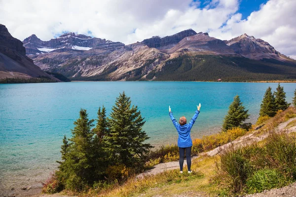 Banff Ulusal Parkı 'nda Bow Gölü — Stok fotoğraf