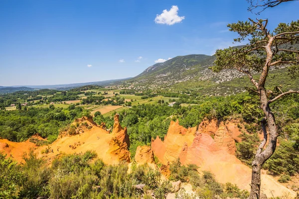 Landscape with red hills of Languedoc — Stock Photo, Image