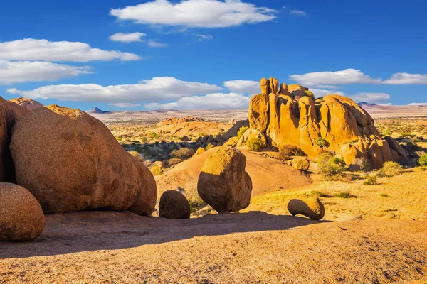 Žulové skály v poušti Namib — Stock fotografie