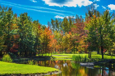 Fransızca Kanada parlayan gün
