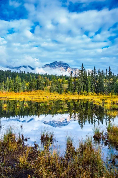 Jasper Park sıcak sonbahar