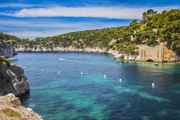 La superficie turchese del mare — Foto Stock