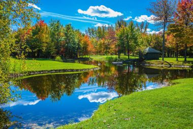  Fransızca Kanada güneşli bir günde.