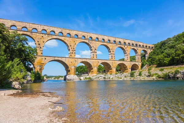 Aqueduct Pont du Gardon — Stockfoto