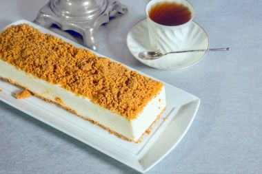 Muhteşem ekmek sıcak çay ile 