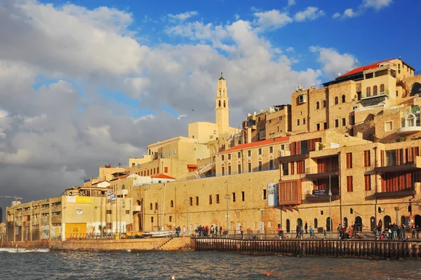 Slunečný den v starověký přístav z Old Jaffa — Stock fotografie
