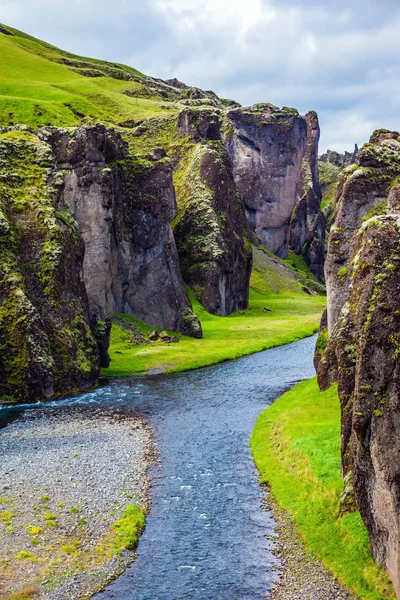 Isländische Märchen in der Schlucht — Stockfoto