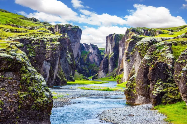 Isländische Märchen in der Schlucht — Stockfoto