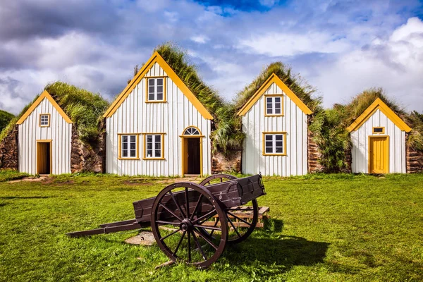 Houses Ancient Rural Two Wheeled Wheelbarrow Concept Historical Cultural Tourism — Stock Photo, Image