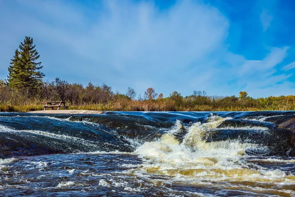 Espuma Corredeiras Água Nas Pedras Lisas Rio Winnipeg Old Pinawa — Fotografia de Stock