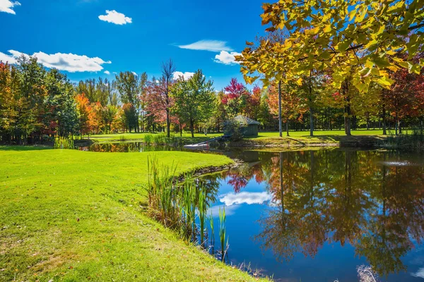 Muito Bonito Parque Golf Club Estrada Para Bromont Canadá Francês — Fotografia de Stock