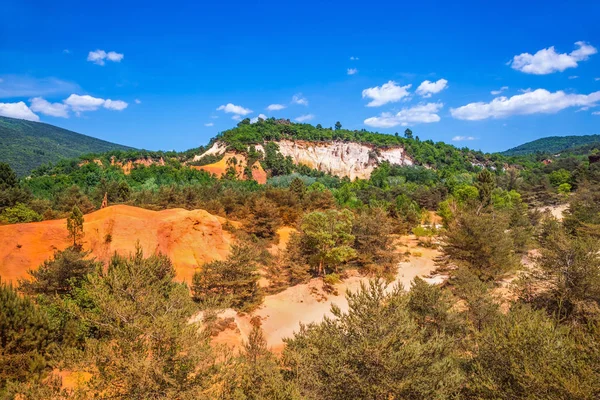 Turuncu Kırmızı Mavi Gökyüzü Güney Fransa Languedoc Roussillon Ile Pitoresk — Stok fotoğraf