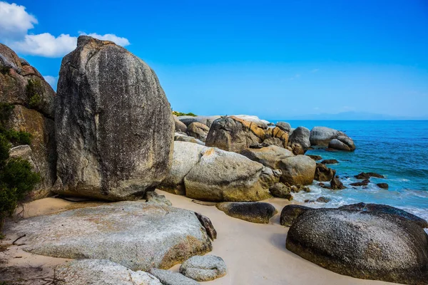 Enorma Stenblock Stranden Resa Till Sydafrika Atlanten — Stockfoto