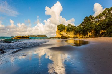 Sahilde akşam gelgiti